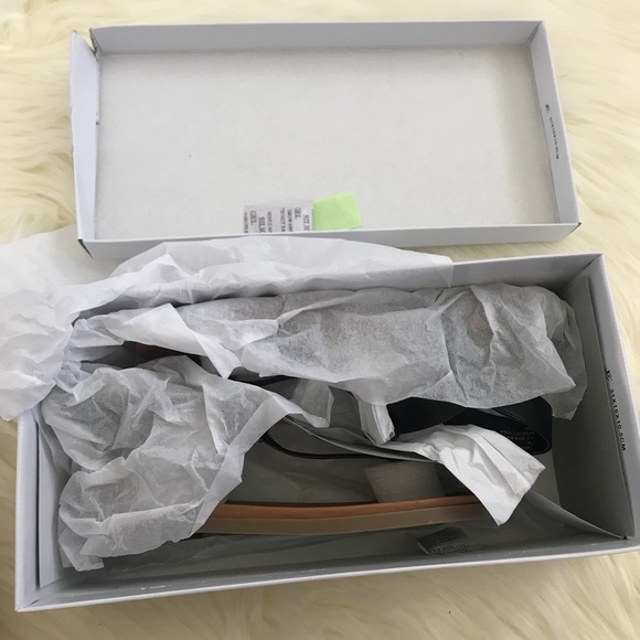 Steve Madden Chaya Leather Sandal Flats Size 7 - Picture 6 of 7